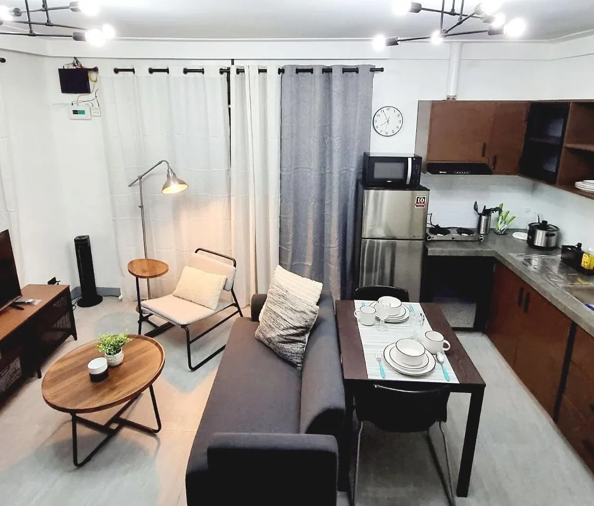 2A2J Apartments Manila